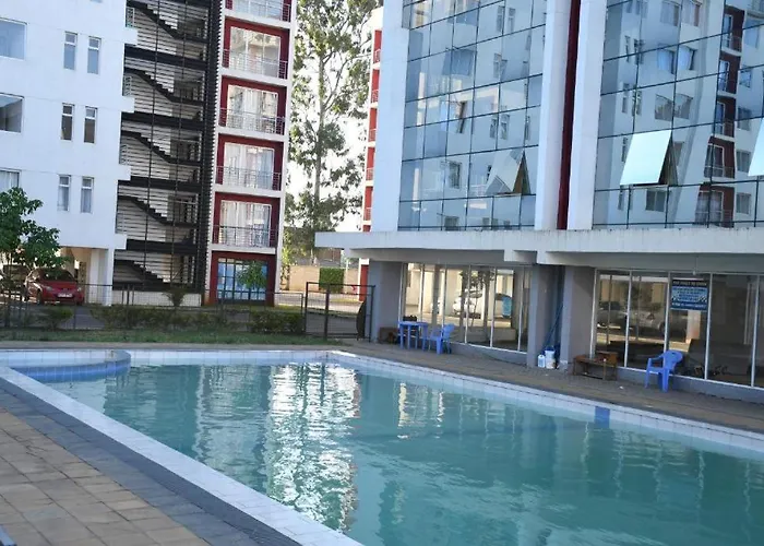 Delightful Studio,Racecourse Gardens Apt With Pool