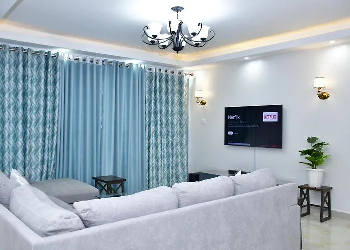 Dreamhouse 2-Bedroom Apartment