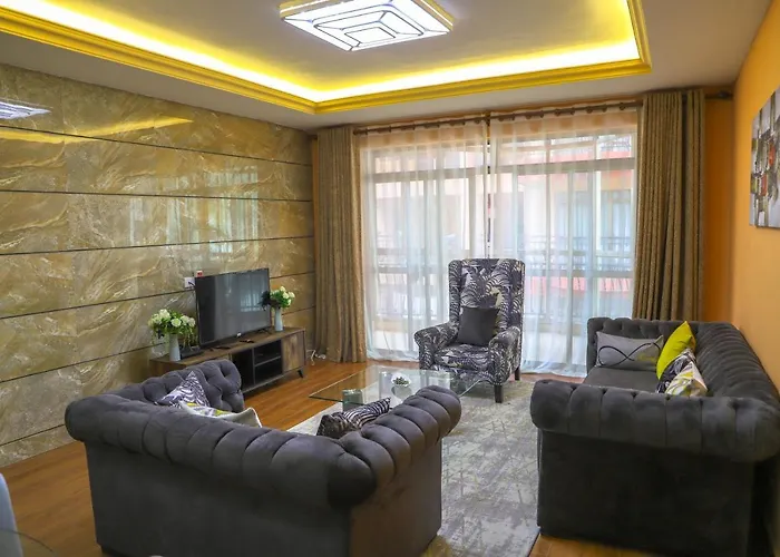 Lavish All Ensuite 2-Bedroom Apartment With A Pool