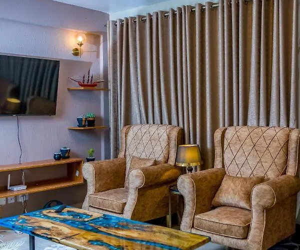Cijana Gardens Cozy 2 Bedroom Located In The Heart Of Westlands.