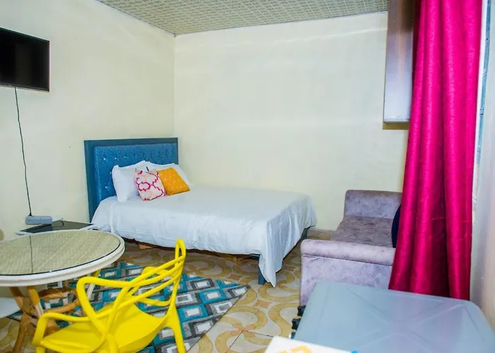 Lux Suites Boujee Homes Utawala