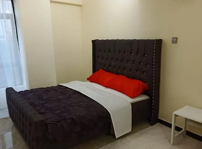 Lux Suites Dennis Pritt Studio Apartments Kilimani