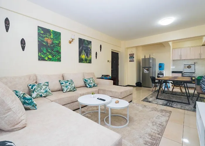 Tropical Themed 3Br And Dsq Apartment