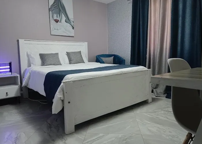 Nairobi Airport - Private Rooms