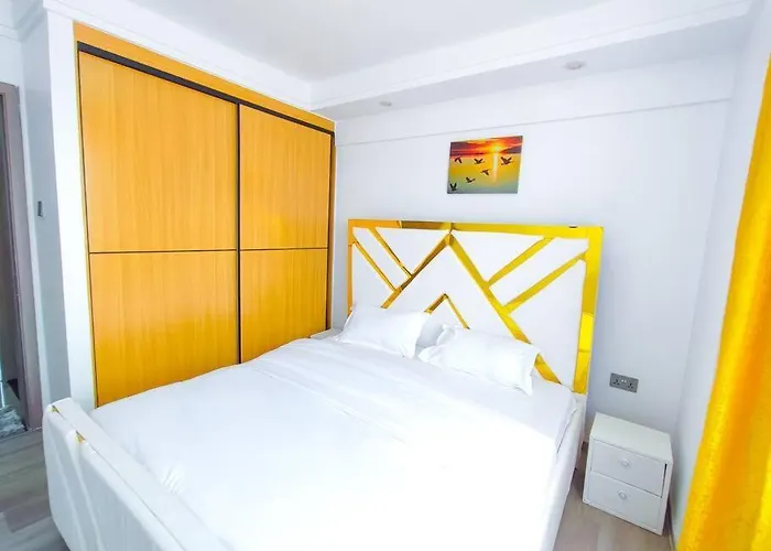Spacious Stylish Apartment