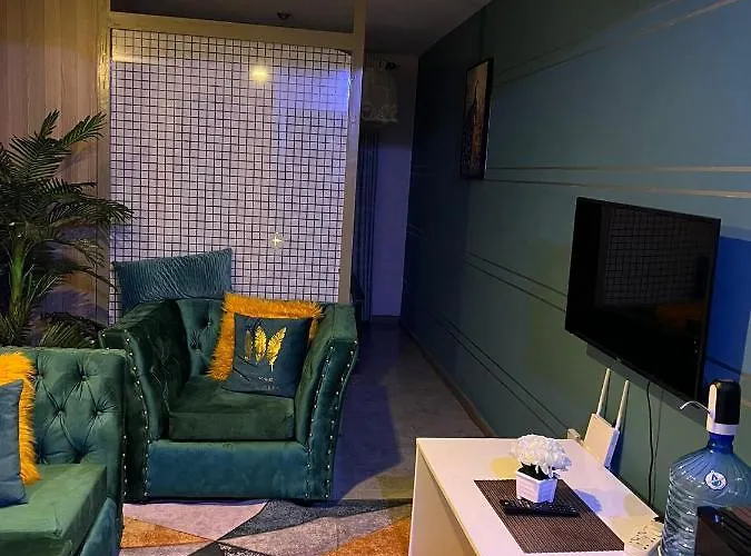 Fancy Studio Apartment-South B