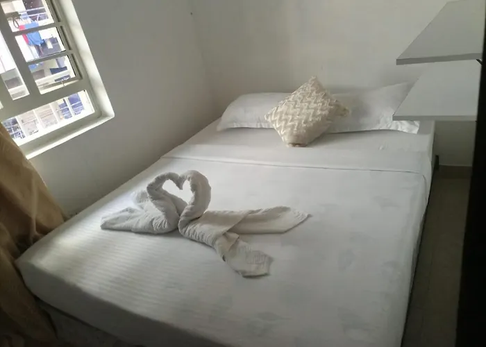 1 Bedroom Eastleigh Section 3
