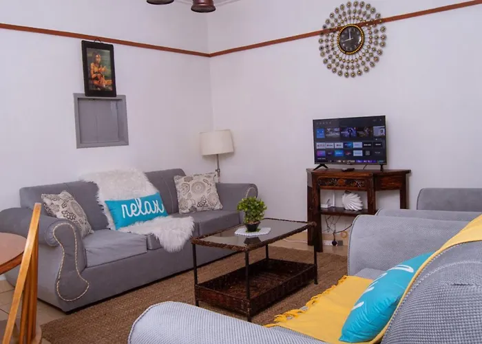 Elegant Touch Home - 2 Bedroom House In Karen