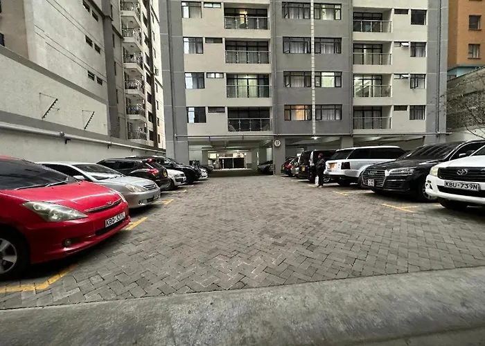 Lux Suites Heartland Executive Apartments
