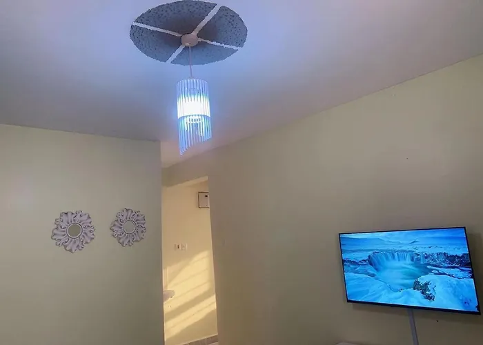 Lux Suites Sentosa Heights Utawala