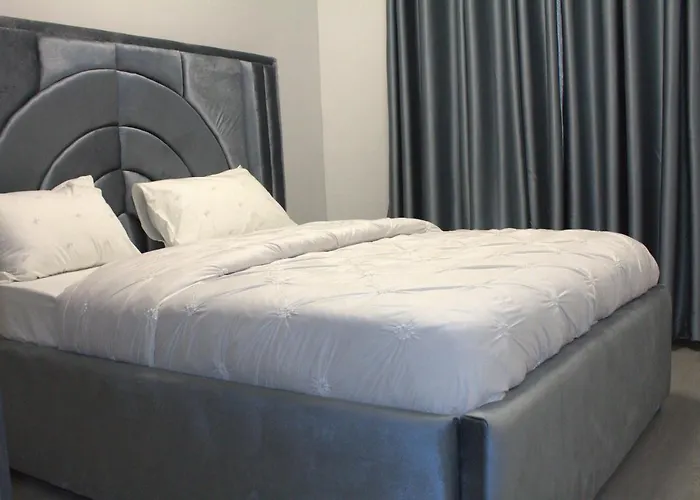 Carella Luxury Homes