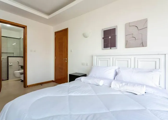 Modern Skyline Luxury - 2Bd/2Ba - Westlands