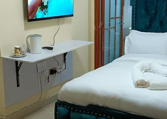 Luxurious Small Studio Kaisa Gardens Kileleshwa