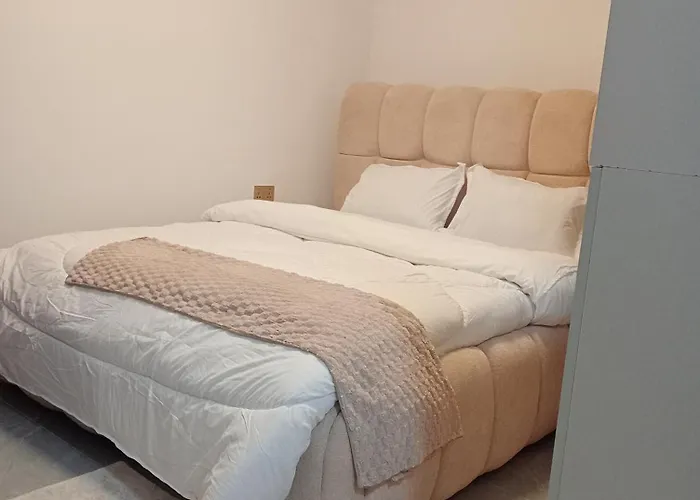 Ari Executive Suites And Residencies