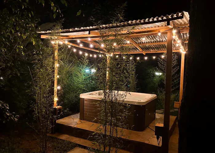 The Jungle Oasis With Heated Pool
