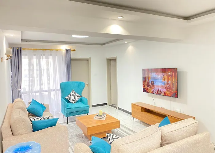 !!New!! Kilimani Apt Near Yaya Centre, Malls, Hotels -Gym, Gazebo, Play Ground