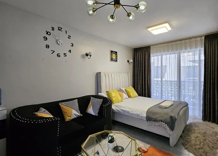 Studio With Balcony By Jeyem Homestays -Othaya Road Kileleshwa