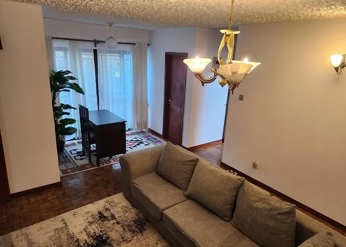 The Homely Spot, Westlands