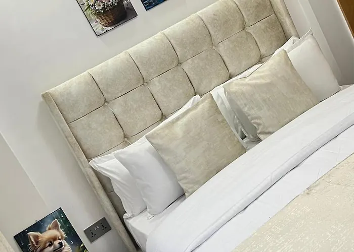 Cosy & Sparkling Home