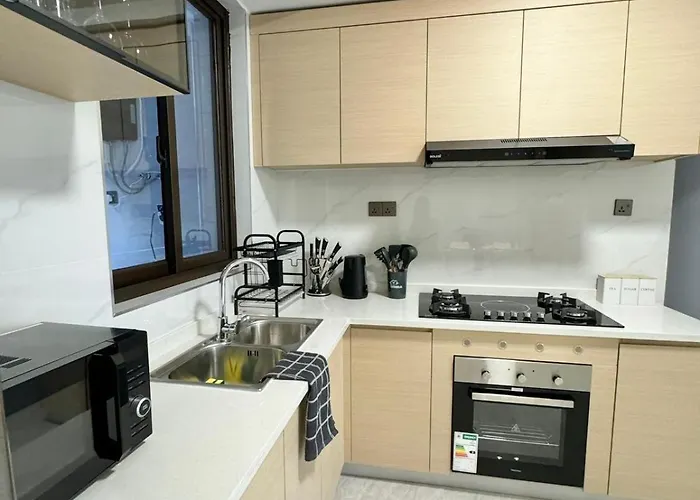 Leshwa Apartment, Othaya Road
