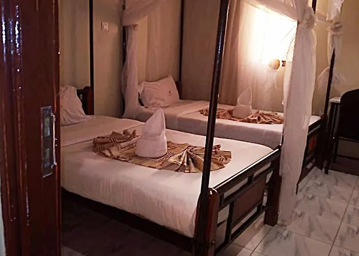Lazarus Kaka Urbane Hotel