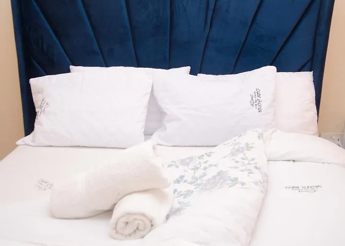 Cutie Home Stays
