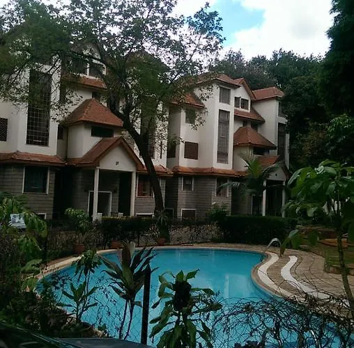 Little Woods Apartments