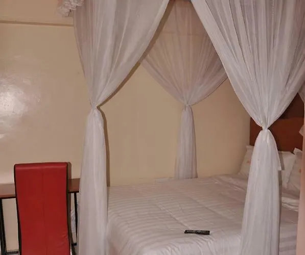 Diplomat Hotel