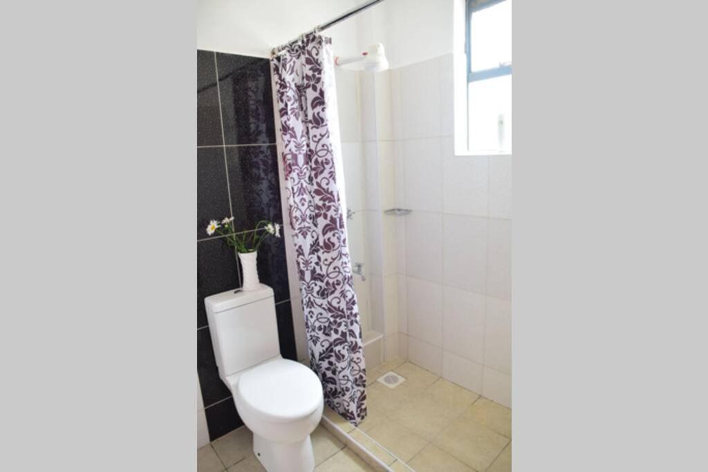 Apartment Safari Homestay Airport *