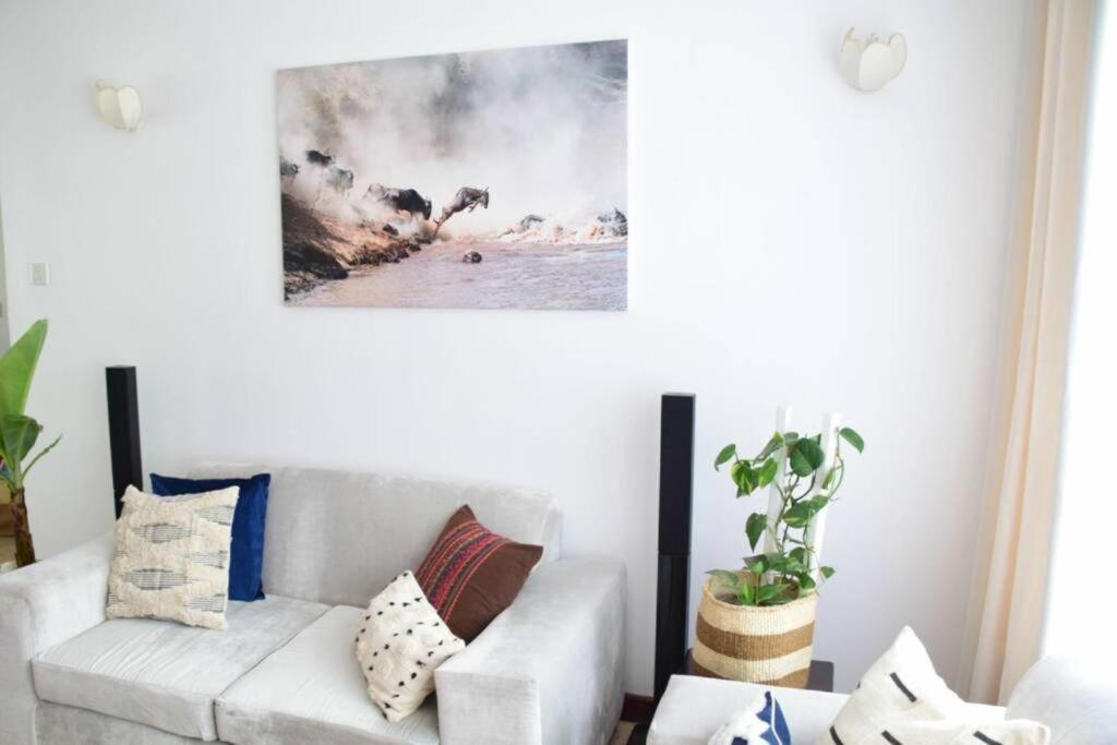 Safari Homestay Airport Apartment *