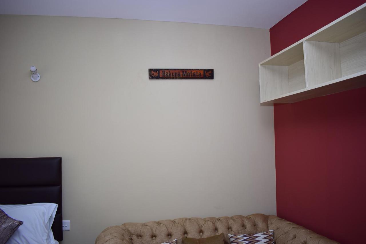 West Suites Apartment