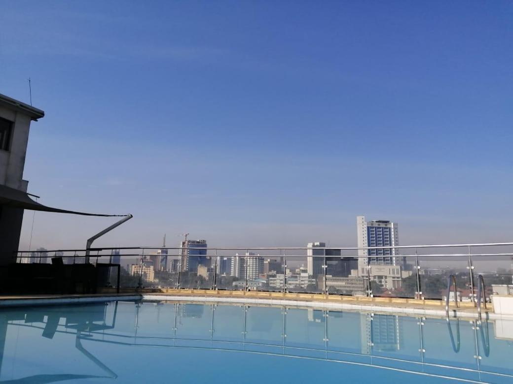 Steve Suites Aparthotel *