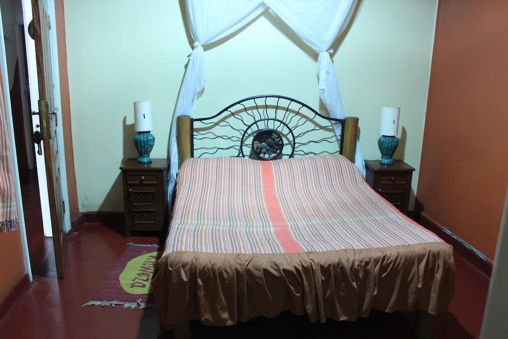 Bed & Breakfast Khweza