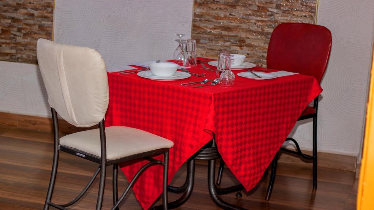 Sheratton Regency 3* Nairobi