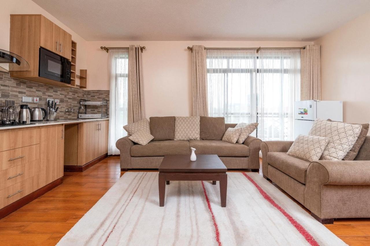 Highlands Aparthotel 3*