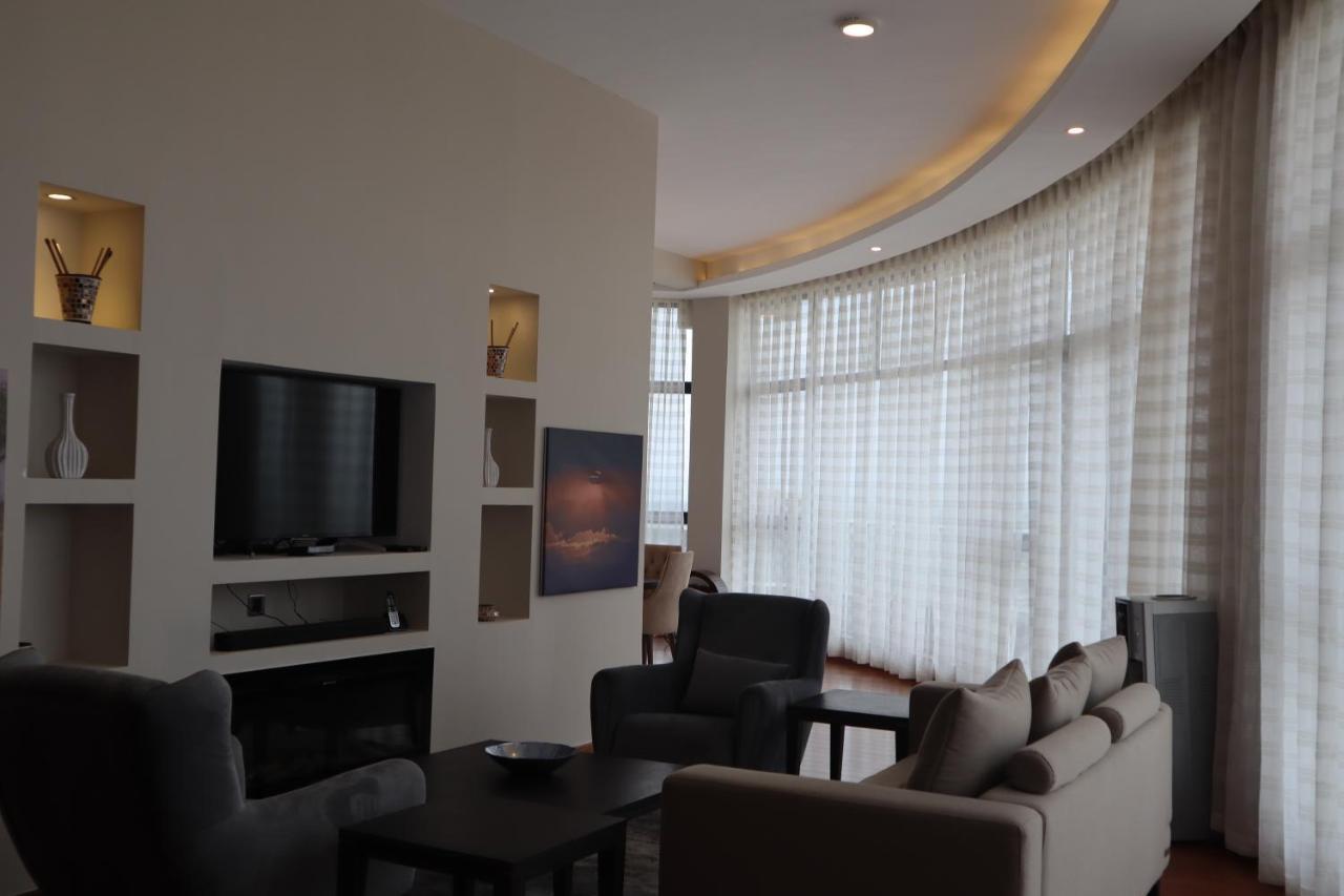 The Curve By The Park Apartamento