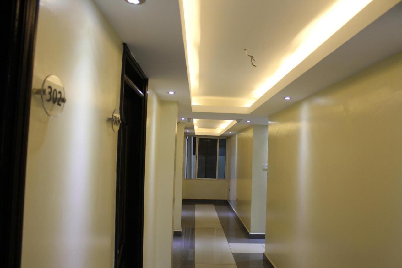 Airport Landing Hotel