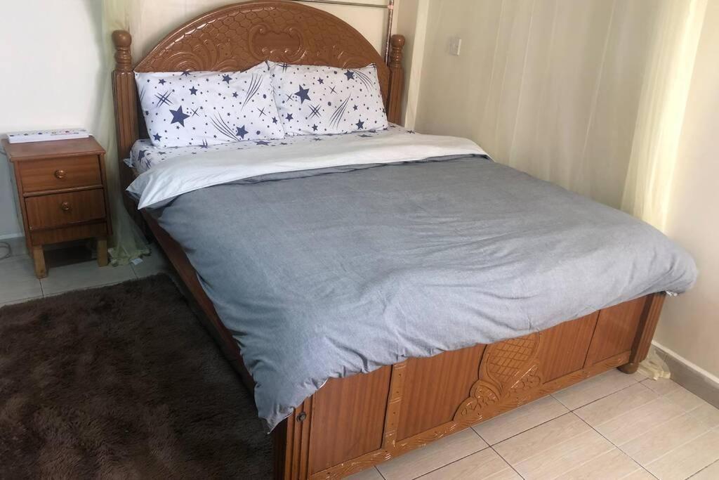 Eagle Tower Cbd Apartment