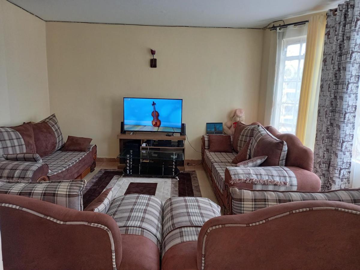 Apartment Ree Homestay & Safaris - Jkia *