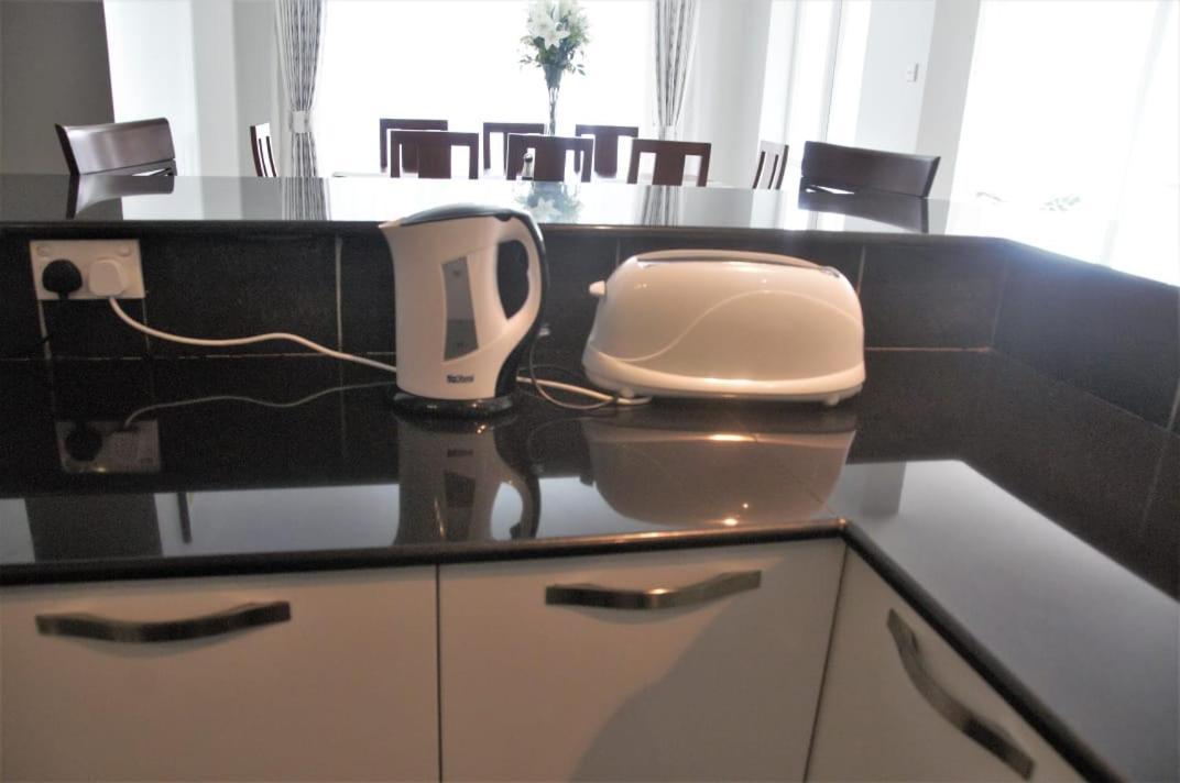 Trident Heights Apartment *