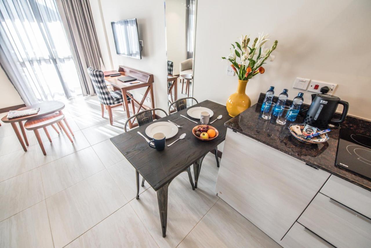 Hotel Glam - Near Westgate Mall, Westlands