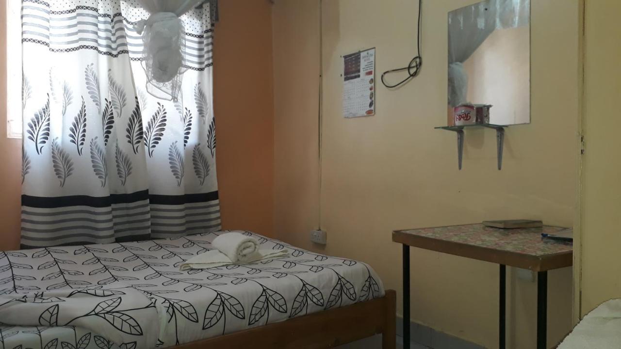 Emmaccra * Nairobi