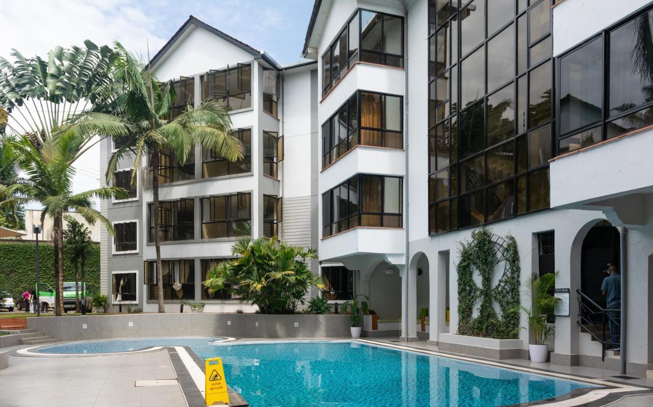 Cysuites Aparthotel