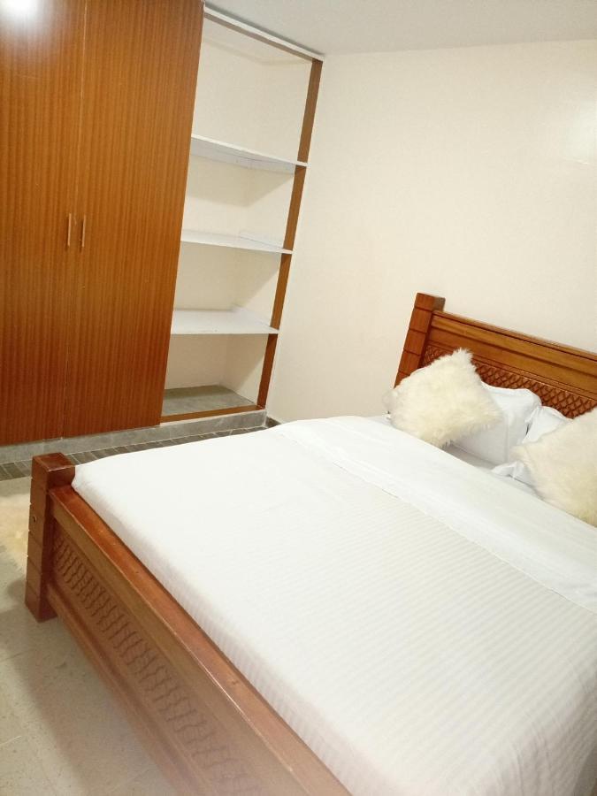 View House At Kianjeku Road Apartamento
