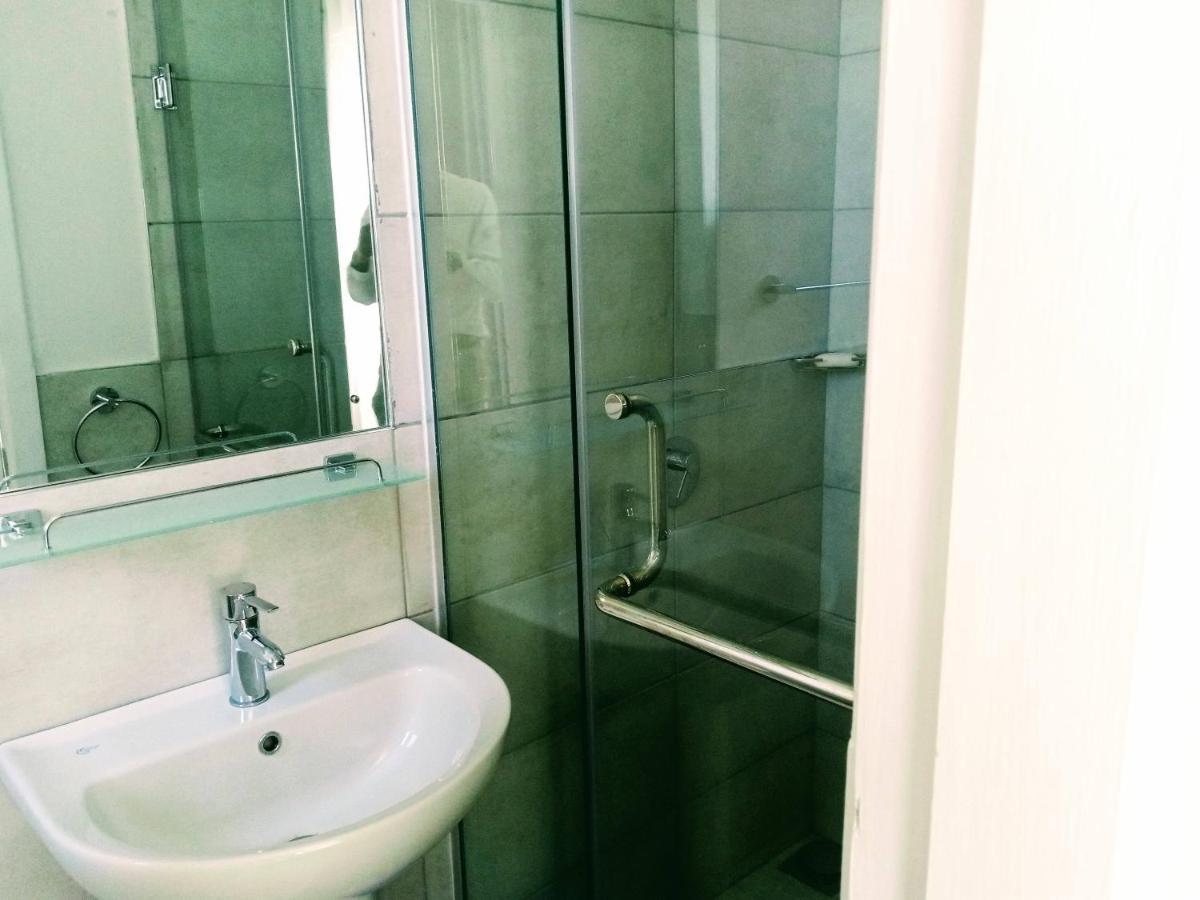 Victoria Suites, Nairobi West Apartment *