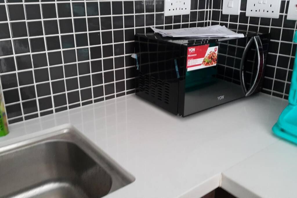Lovely Modern Cozy Private One Bedroom * Nairobi