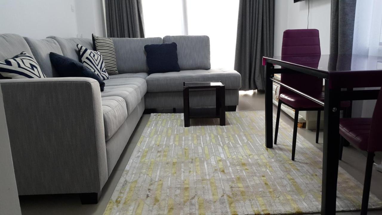 Lovely Modern Cozy Private One Bedroom Apartment
