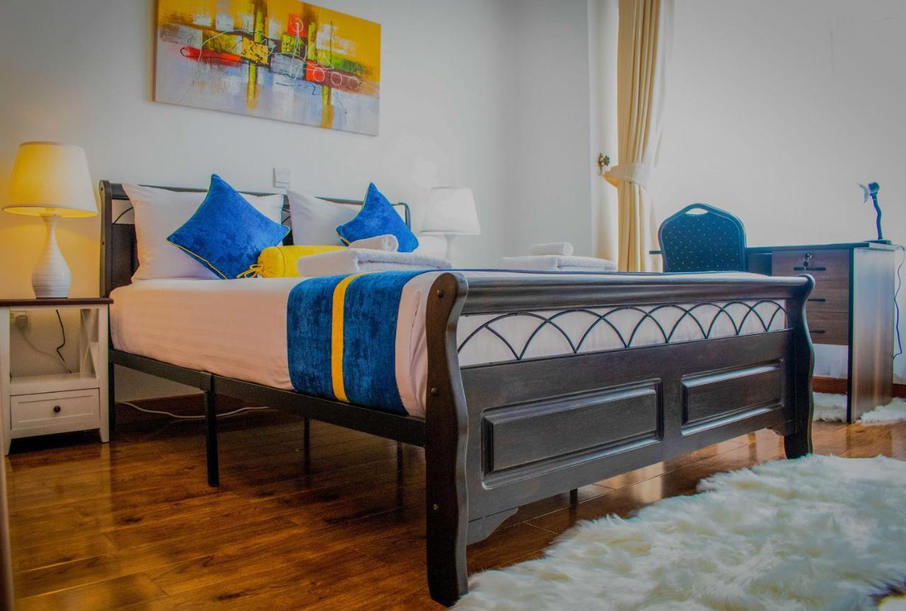 Aparthotel Luxel Suites 3*