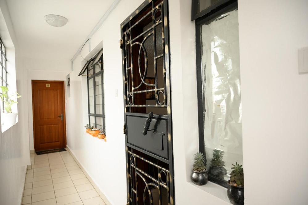 Apartment Furnished 1 Bedroom In Nairobi. 15 Mins To Cbd. Free Wi-fi & Parking Nairobi