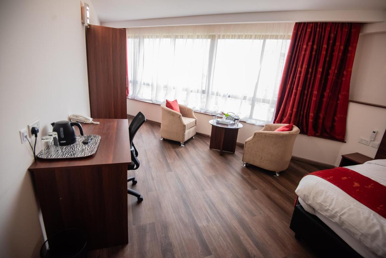 Hotel The Crossroads Hotel, Westlands 3*